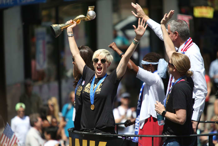 USWNT-parade-NYC-X159776_TK1_077.jpg